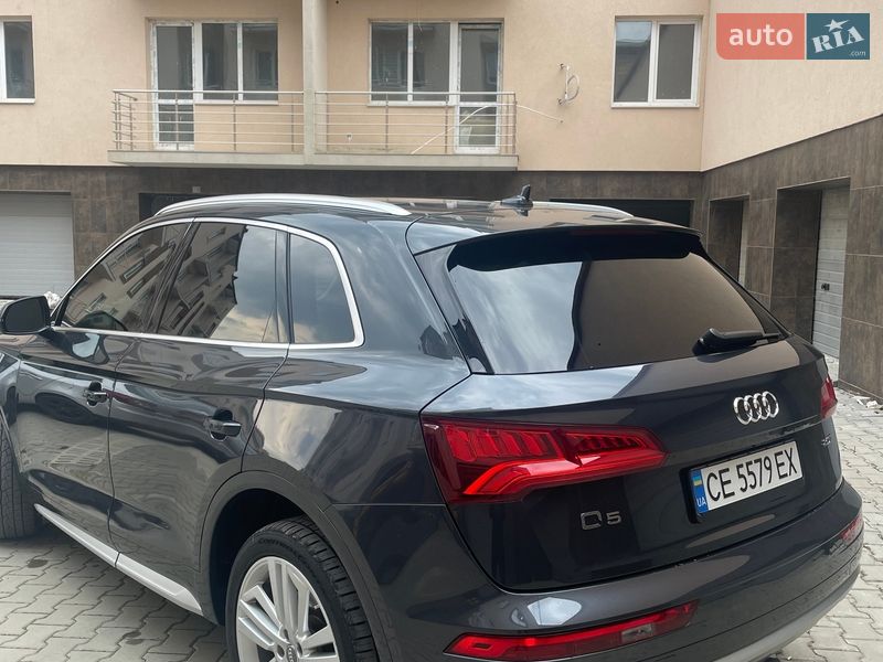 Внедорожник / Кроссовер Audi Q5 2018 в Черновцах