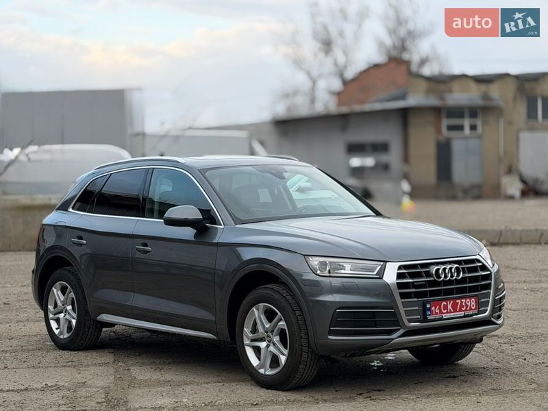 Внедорожник / Кроссовер Audi Q5 2019 в Черновцах