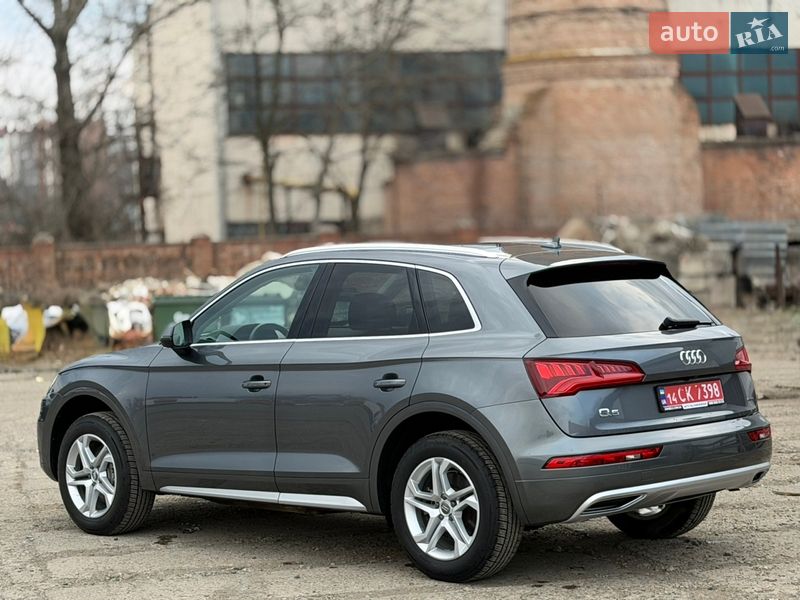 Внедорожник / Кроссовер Audi Q5 2019 в Черновцах