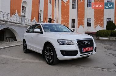 Внедорожник / Кроссовер Audi Q5 2011 в Тернополе