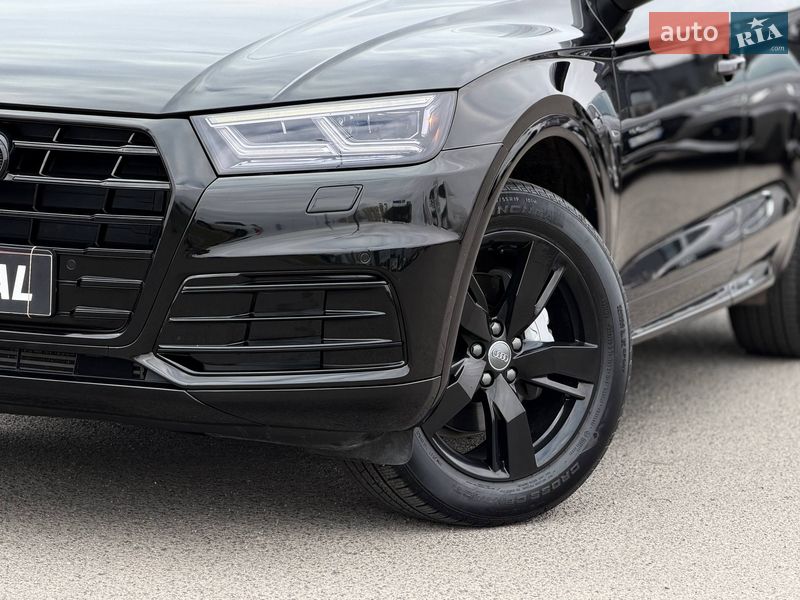 Внедорожник / Кроссовер Audi Q5 2018 в Кривом Роге