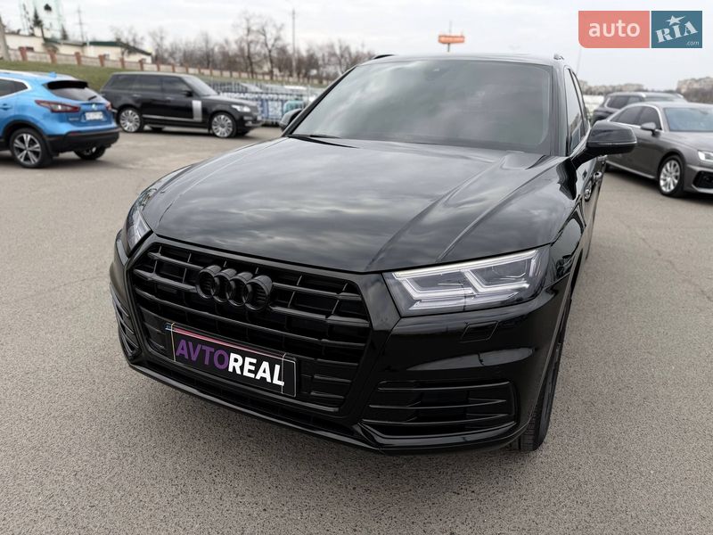 Внедорожник / Кроссовер Audi Q5 2018 в Кривом Роге