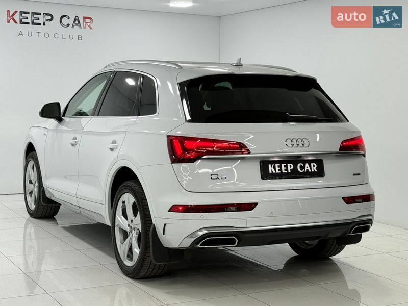 Внедорожник / Кроссовер Audi Q5 2022 в Одессе