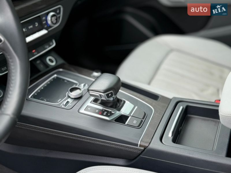 Внедорожник / Кроссовер Audi Q5 2018 в Тячеве фото 38 Внедорожник / Кроссовер Audi Q5 2018 в Тячеве