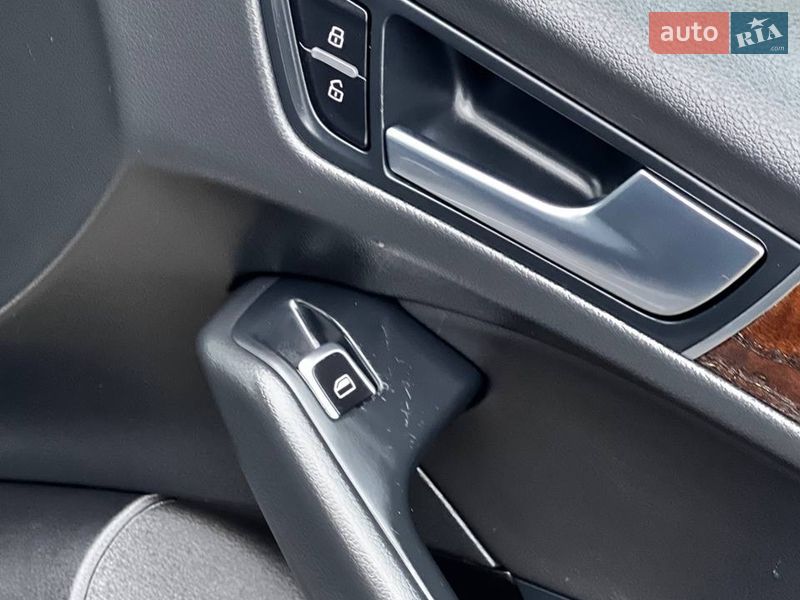 Внедорожник / Кроссовер Audi Q5 2015 в Стрые