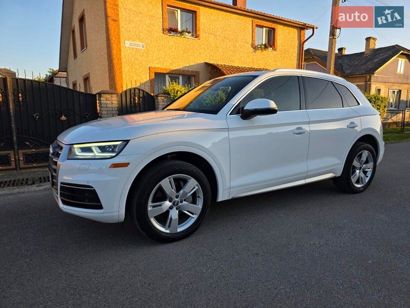Внедорожник / Кроссовер Audi Q5 2018 в Тернополе