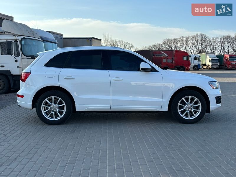 Внедорожник / Кроссовер Audi Q5 2011 в Черкассах фото 4 Внедорожник / Кроссовер Audi Q5 2011 в Черкассах