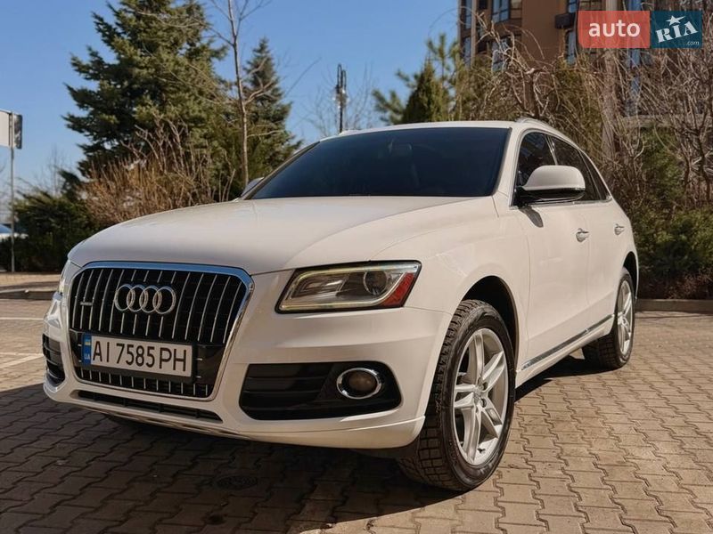 Позашляховик / Кросовер Audi Q5 2014 в Києві