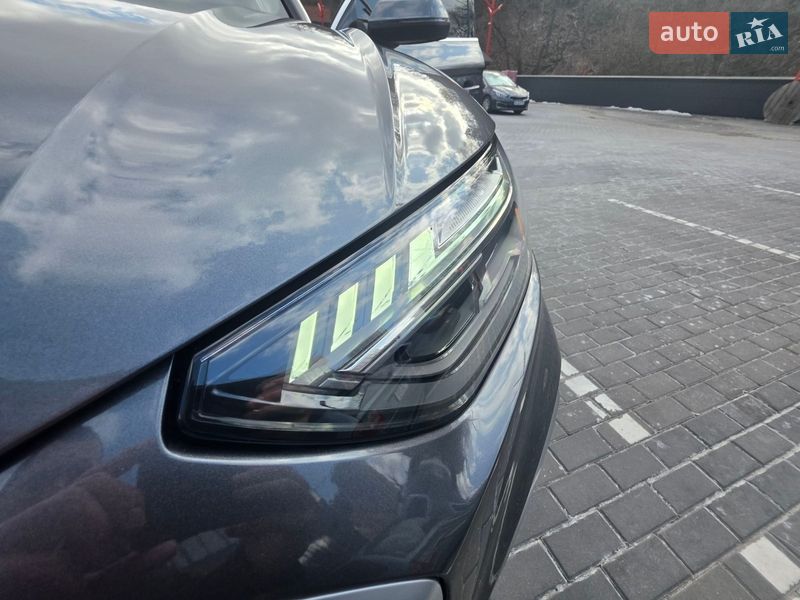 Позашляховик / Кросовер Audi Q5 2022 в Києві фото 13 Позашляховик / Кросовер Audi Q5 2022 в Києві