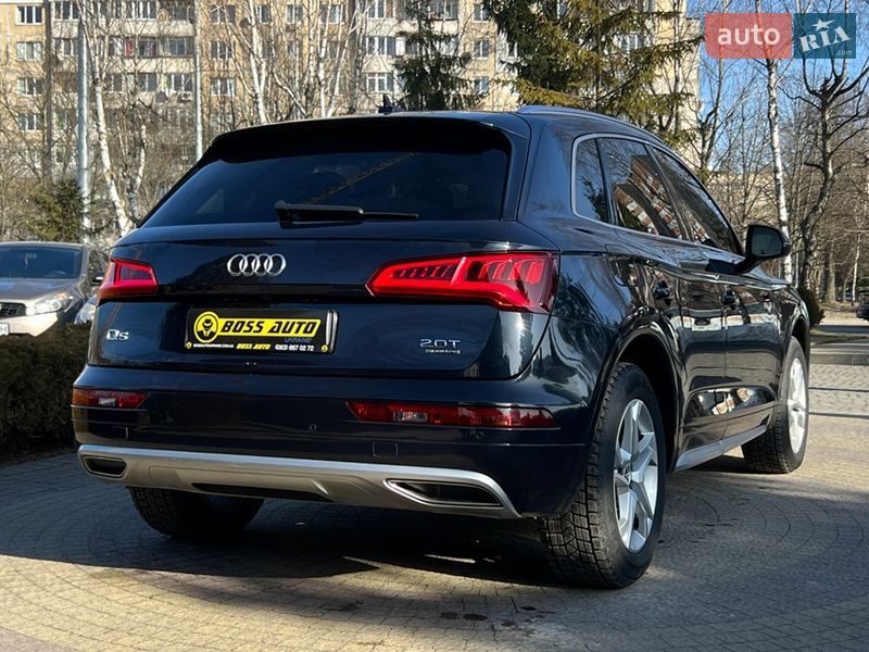 Позашляховик / Кросовер Audi Q5 2018 в Львові