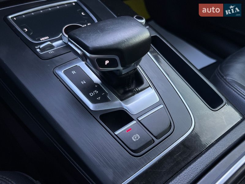 Позашляховик / Кросовер Audi Q5 2018 в Львові