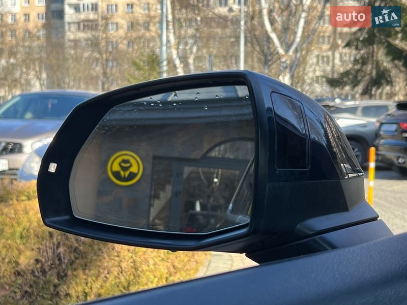 Позашляховик / Кросовер Audi Q5 2018 в Львові