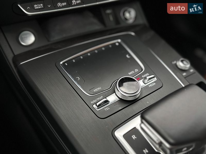 Позашляховик / Кросовер Audi Q5 2020 в Рівному фото 44 Позашляховик / Кросовер Audi Q5 2020 в Рівному