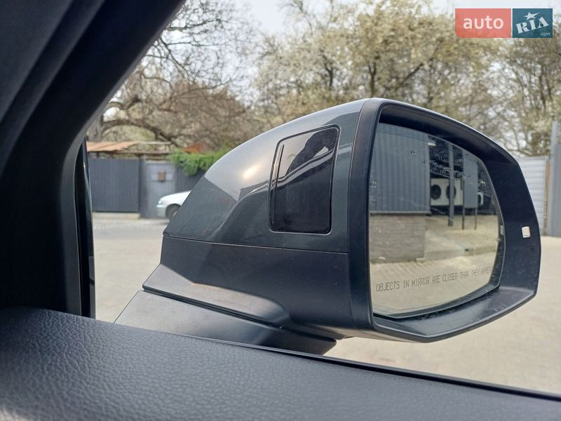 Внедорожник / Кроссовер Audi Q5 2019 в Ужгороде фото 24 Внедорожник / Кроссовер Audi Q5 2019 в Ужгороде