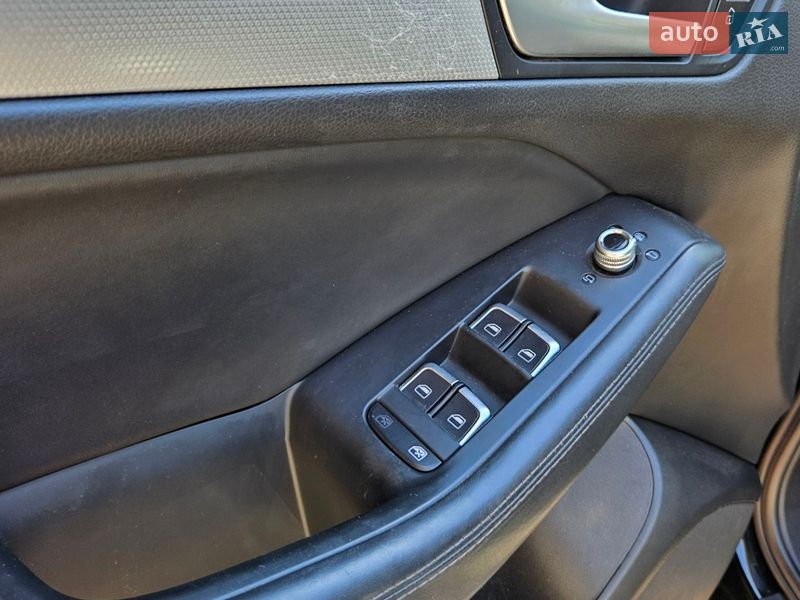 Внедорожник / Кроссовер Audi Q5 2015 в Каменец-Подольском