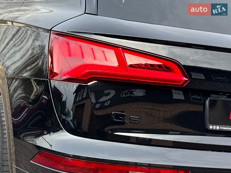 Внедорожник / Кроссовер Audi Q5 2018 в Ровно