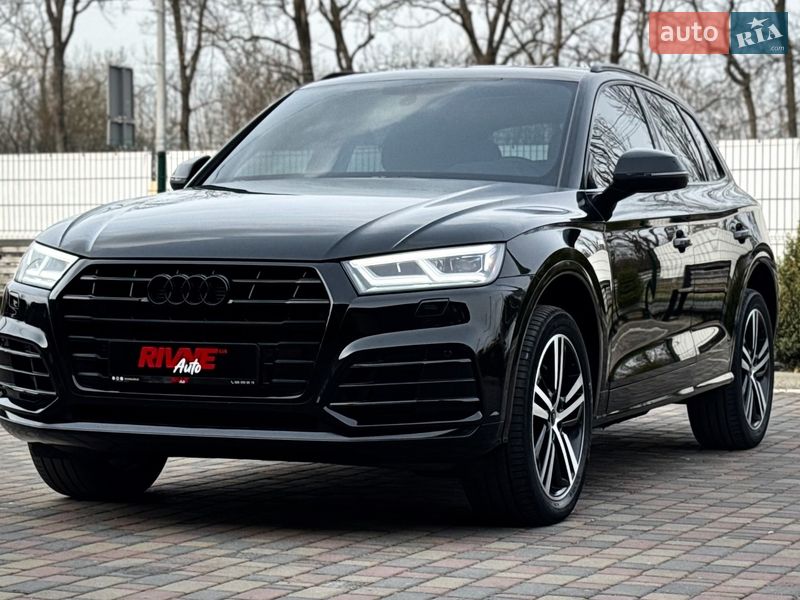 Внедорожник / Кроссовер Audi Q5 2018 в Ровно