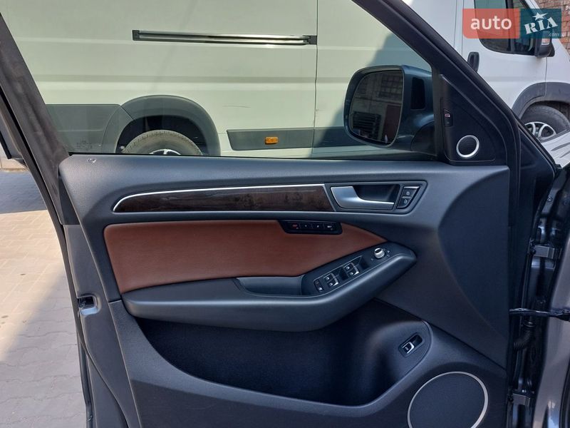 Внедорожник / Кроссовер Audi Q5 2013 в Луцке