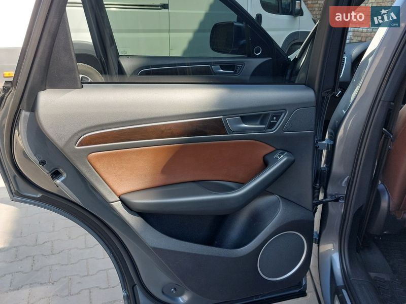 Внедорожник / Кроссовер Audi Q5 2013 в Луцке