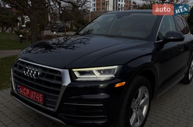 Позашляховик / Кросовер Audi Q5 2018 в Львові