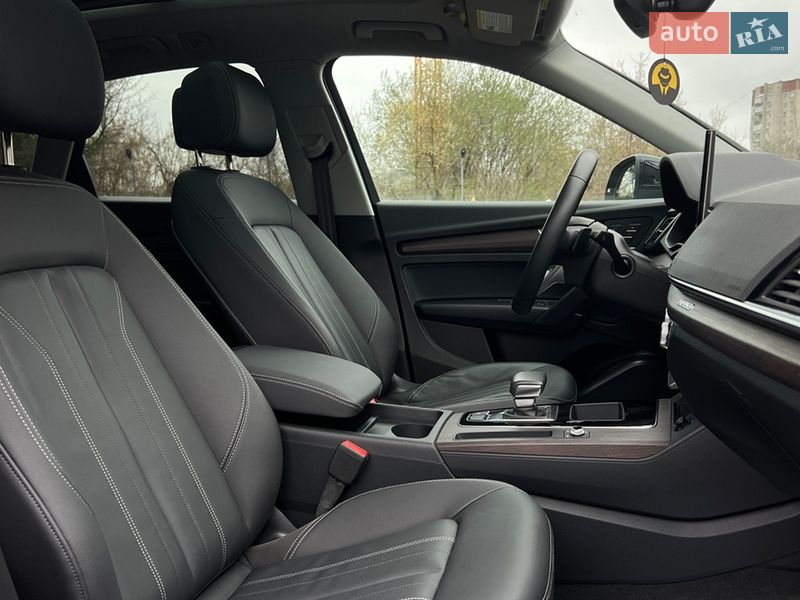 Внедорожник / Кроссовер Audi Q5 2023 в Львове