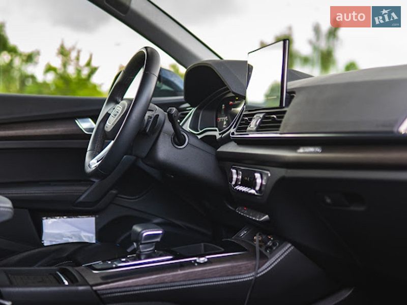 Внедорожник / Кроссовер Audi Q5 2021 в Львове