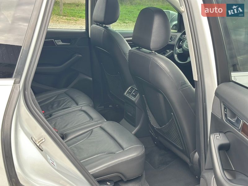 Позашляховик / Кросовер Audi Q5 2012 в Виноградові