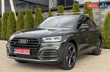 Позашляховик / Кросовер Audi Q5 2019 в Рівному