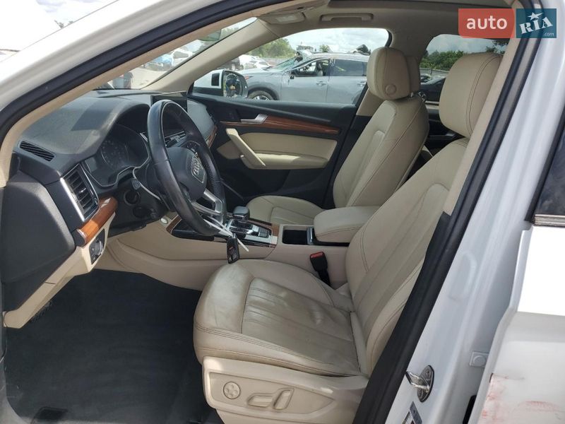 Внедорожник / Кроссовер Audi Q5 2020 в Киеве