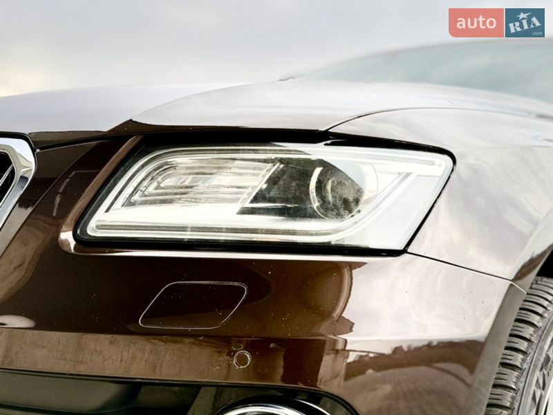 Внедорожник / Кроссовер Audi Q5 2012 в Тернополе
