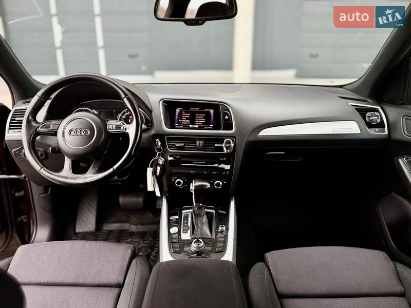 Внедорожник / Кроссовер Audi Q5 2012 в Тернополе
