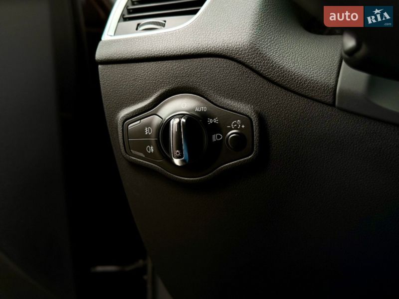 Внедорожник / Кроссовер Audi Q5 2012 в Тернополе