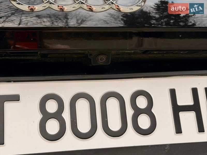 Позашляховик / Кросовер Audi Q5 2018 в Косові