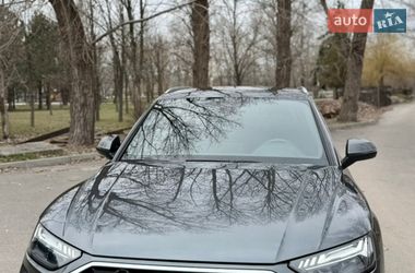 Позашляховик / Кросовер Audi Q5 2020 в Дніпрі