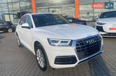 Позашляховик / Кросовер Audi Q5 2017 в Львові