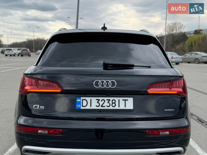 Позашляховик / Кросовер Audi Q5 2019 в Сумах