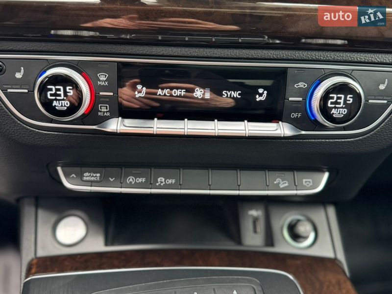 Позашляховик / Кросовер Audi Q5 2019 в Сумах