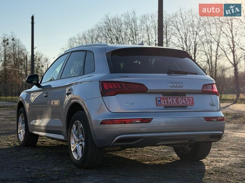 Позашляховик / Кросовер Audi Q5 2018 в Сокалі