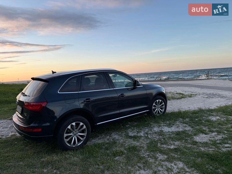 Внедорожник / Кроссовер Audi Q5 2013 в Черкассах