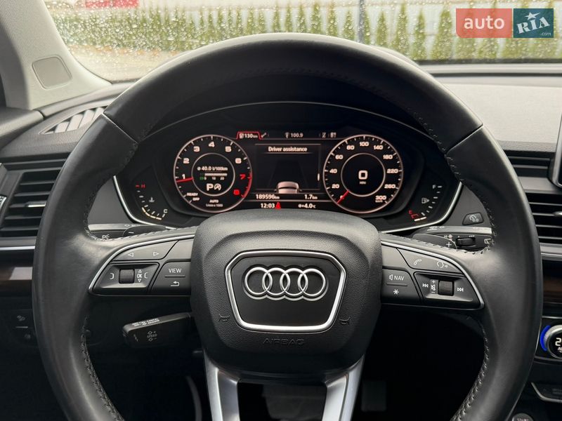 Позашляховик / Кросовер Audi Q5 2018 в Луцьку