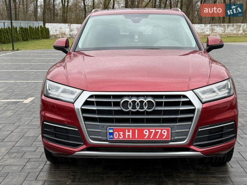 Позашляховик / Кросовер Audi Q5 2018 в Луцьку