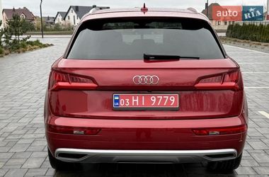 Позашляховик / Кросовер Audi Q5 2018 в Луцьку