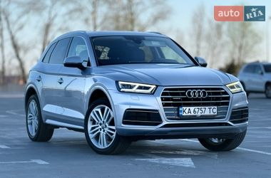 Внедорожник / Кроссовер Audi Q5 2017 в Киеве