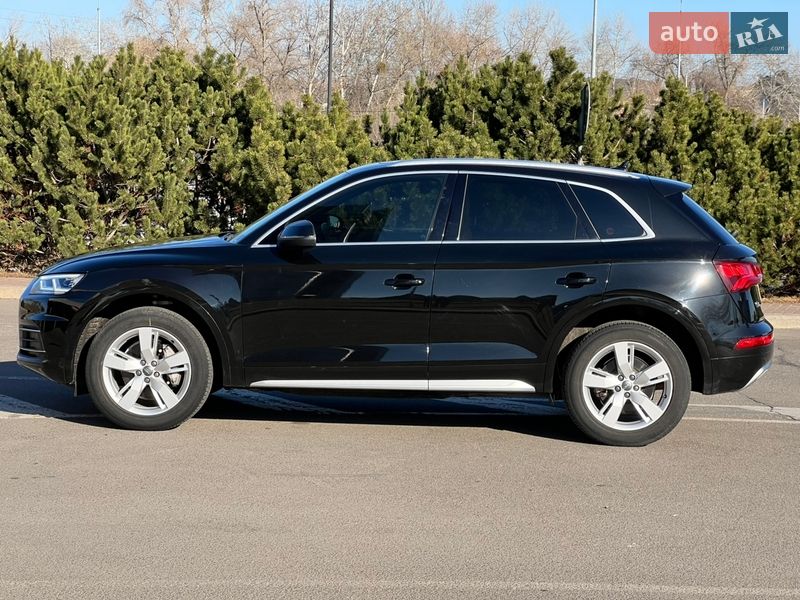 Внедорожник / Кроссовер Audi Q5 2018 в Киеве