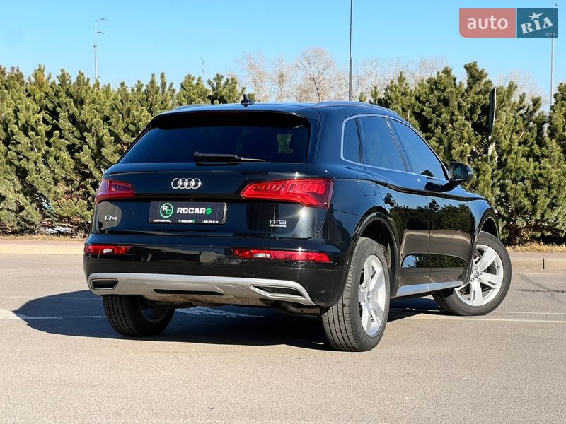 Внедорожник / Кроссовер Audi Q5 2018 в Киеве