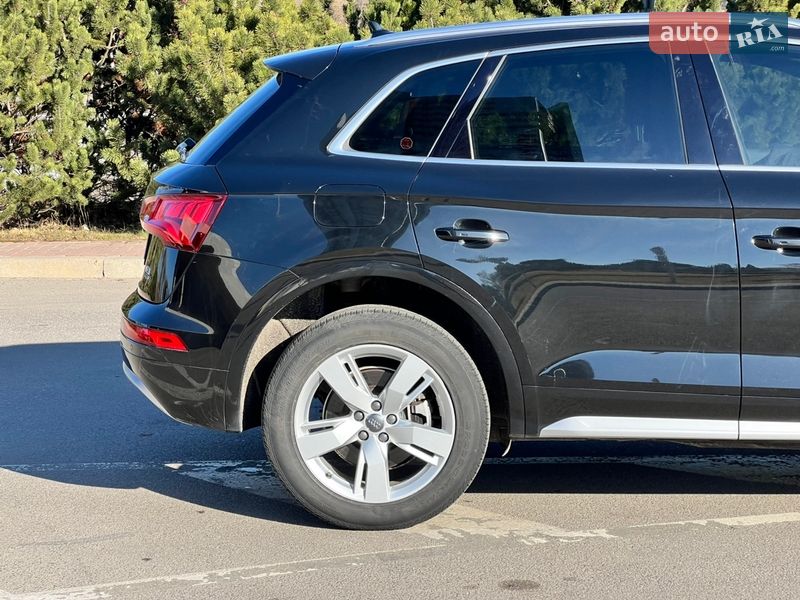 Внедорожник / Кроссовер Audi Q5 2018 в Киеве