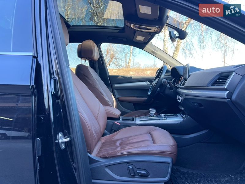 Внедорожник / Кроссовер Audi Q5 2018 в Киеве