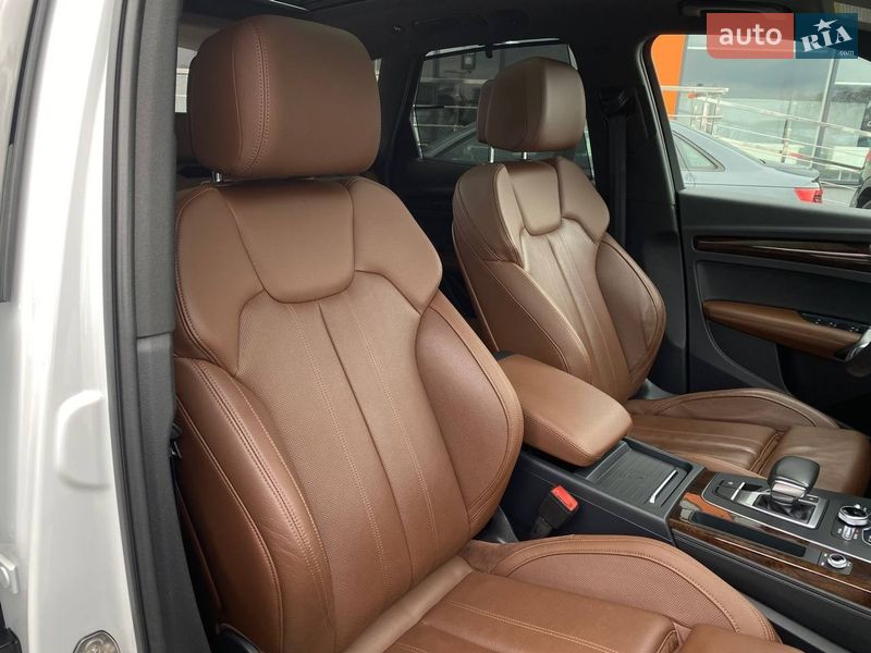 Позашляховик / Кросовер Audi Q5 2018 в Львові