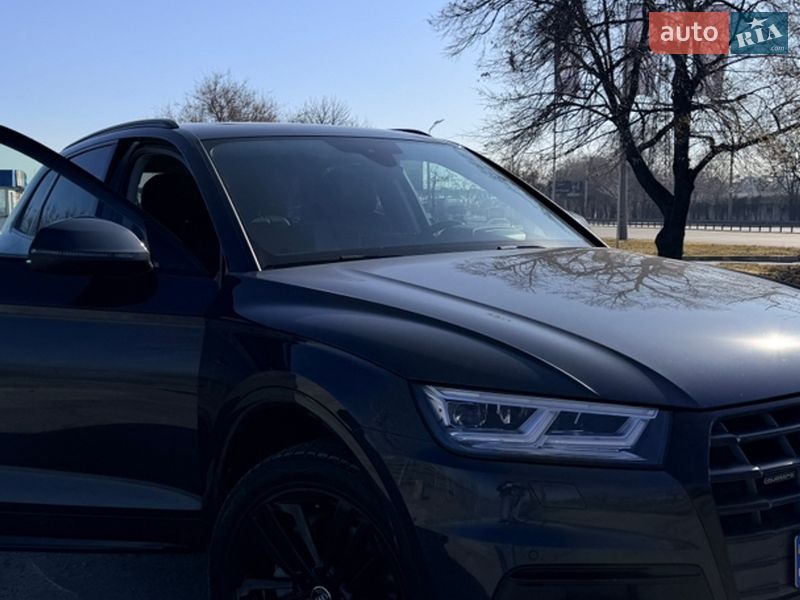 Позашляховик / Кросовер Audi Q5 2018 в Дніпрі фото 3 Позашляховик / Кросовер Audi Q5 2018 в Дніпрі
