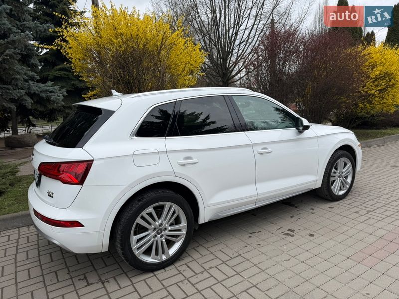 Позашляховик / Кросовер Audi Q5 2017 в Тернополі фото 6 Позашляховик / Кросовер Audi Q5 2017 в Тернополі